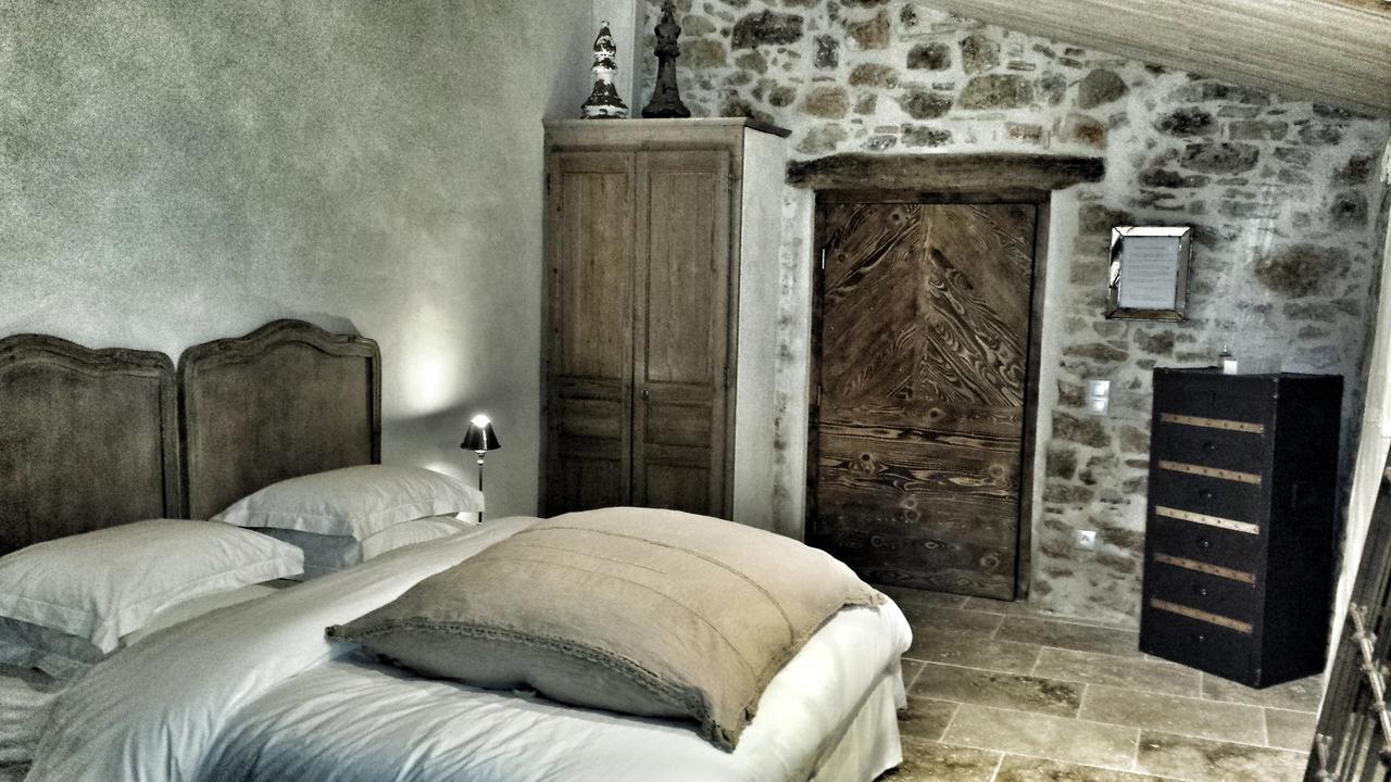 Flassans-sur-Issole Le Domaine Saint Martin B&B 외부 사진