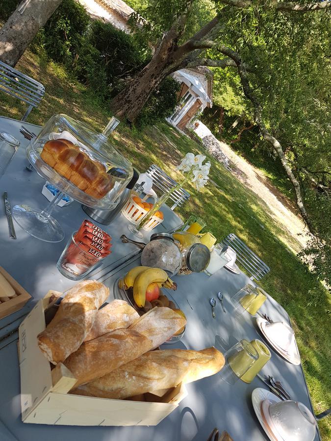 Flassans-sur-Issole Le Domaine Saint Martin B&B 외부 사진