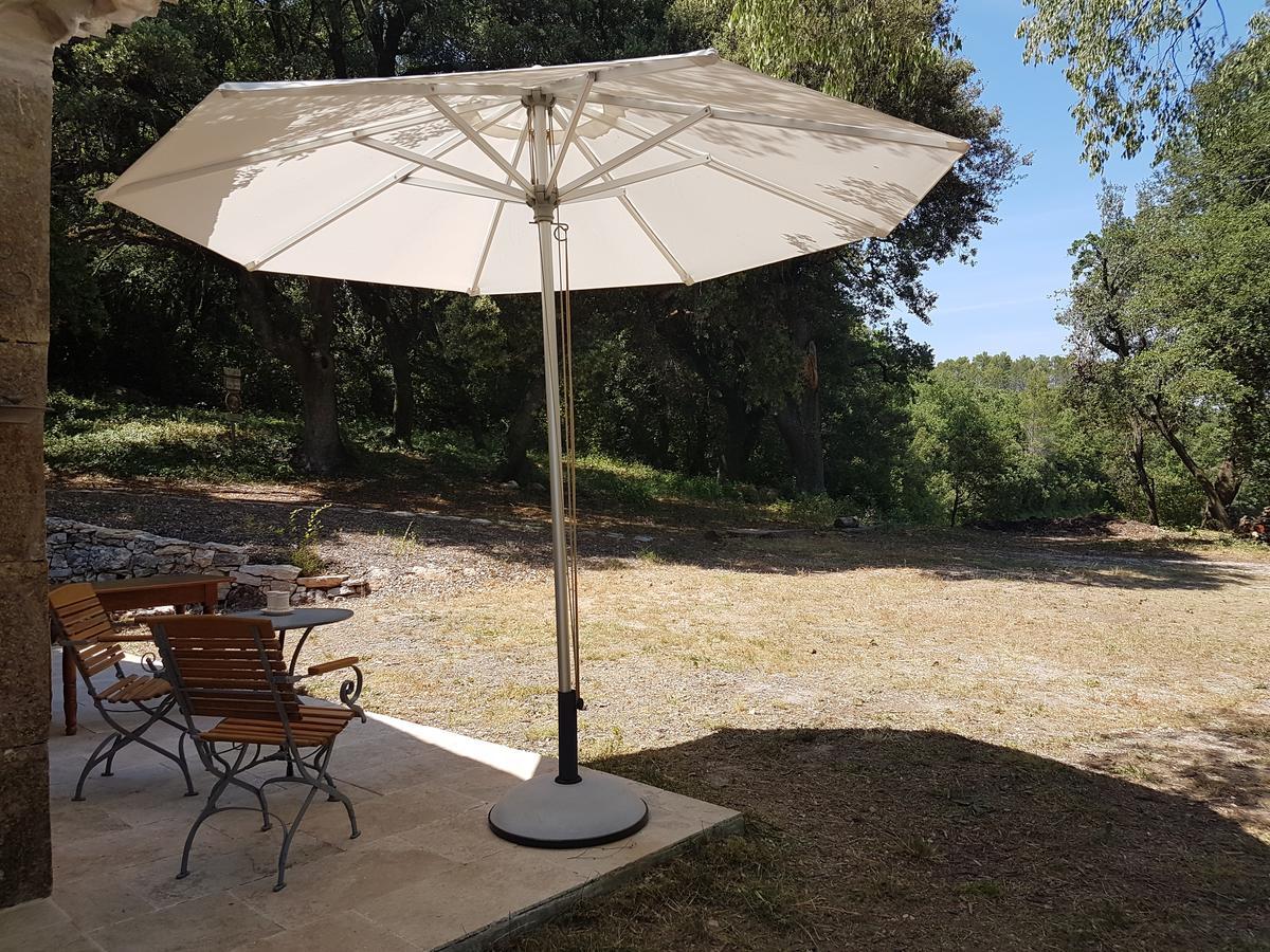 Flassans-sur-Issole Le Domaine Saint Martin B&B 외부 사진