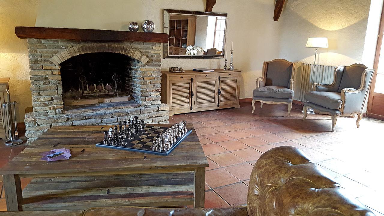 Flassans-sur-Issole Le Domaine Saint Martin B&B 외부 사진